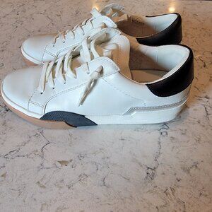 DV by Dolce Vita Zina Sneakers